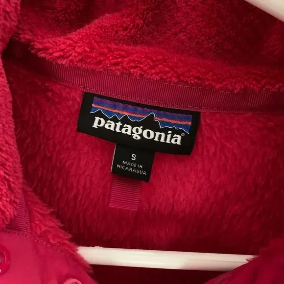 Patagonia Snap-T Fleece Pullover in Hot Pink - Picture 3 of 3